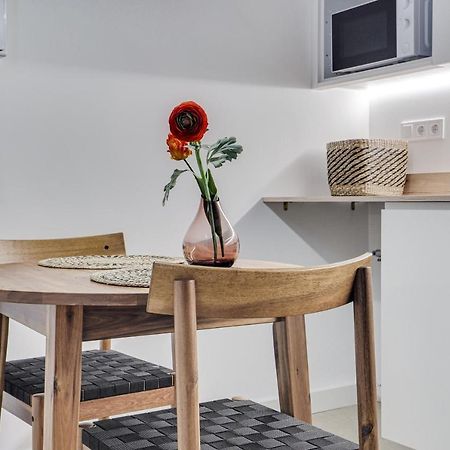 Mr Born Apartment Barcelona Bagian luar foto