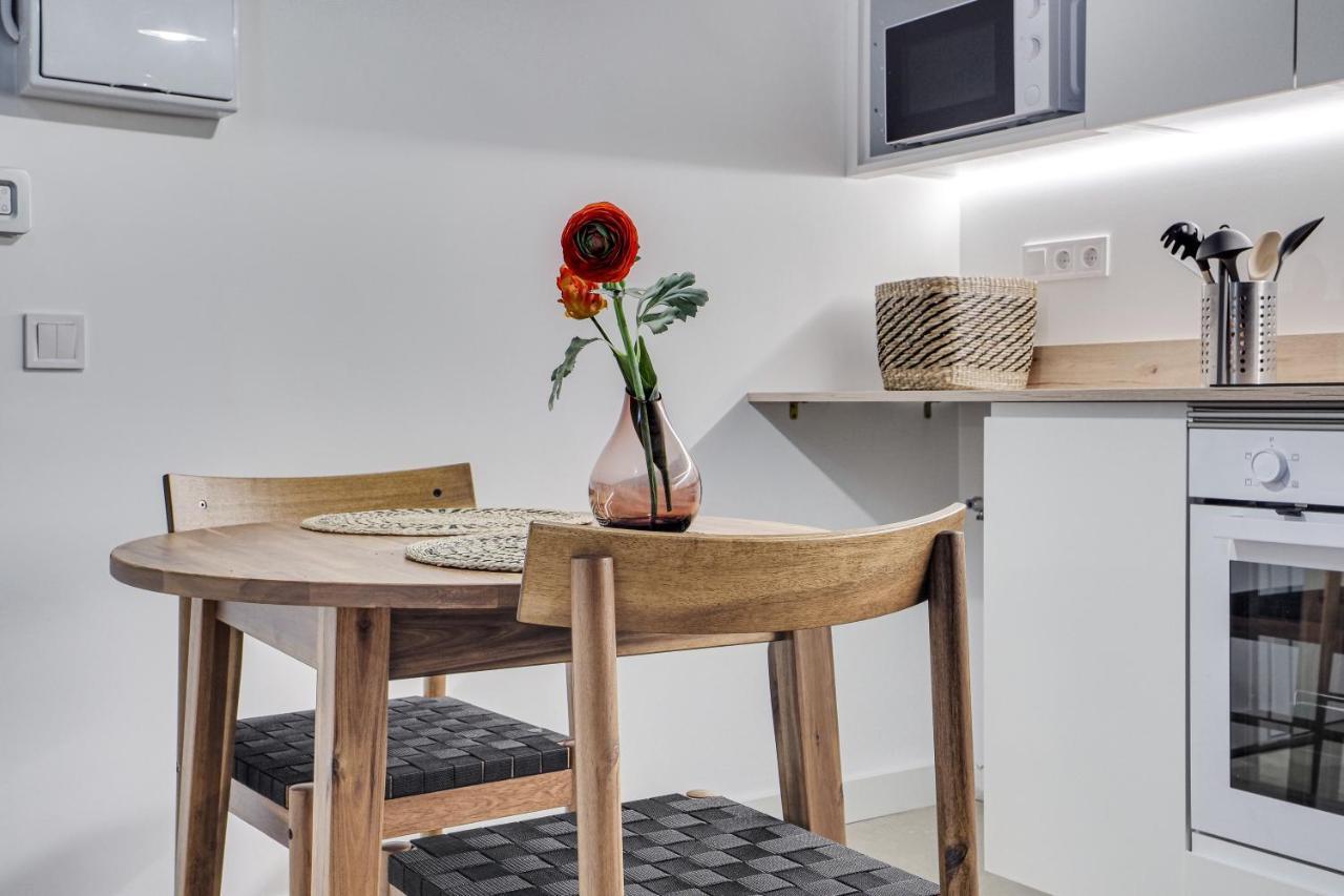 Mr Born Apartment Barcelona Bagian luar foto