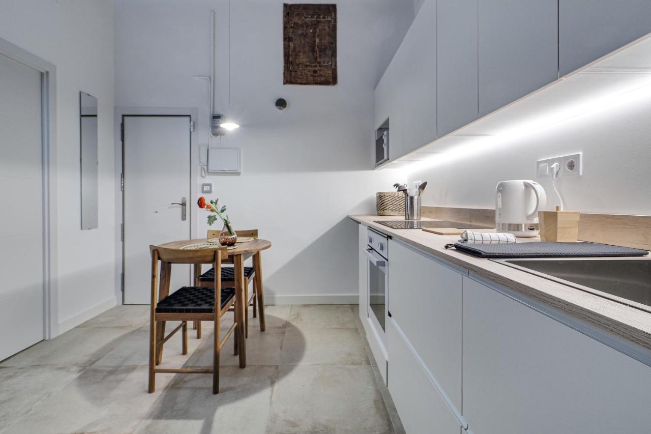 Mr Born Apartment Barcelona Bagian luar foto