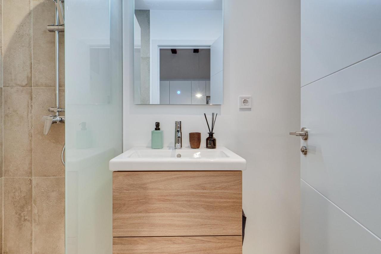 Mr Born Apartment Barcelona Bagian luar foto