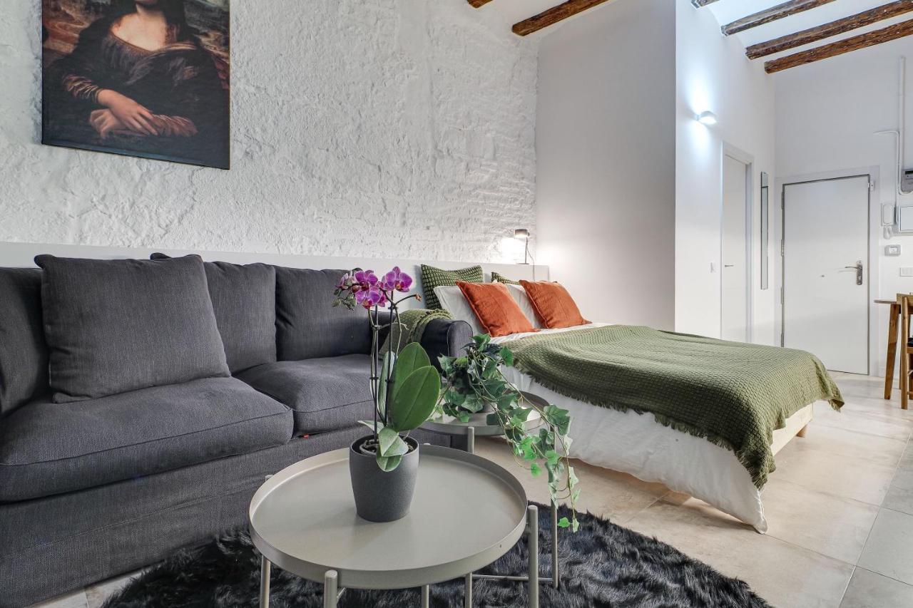 Mr Born Apartment Barcelona Bagian luar foto